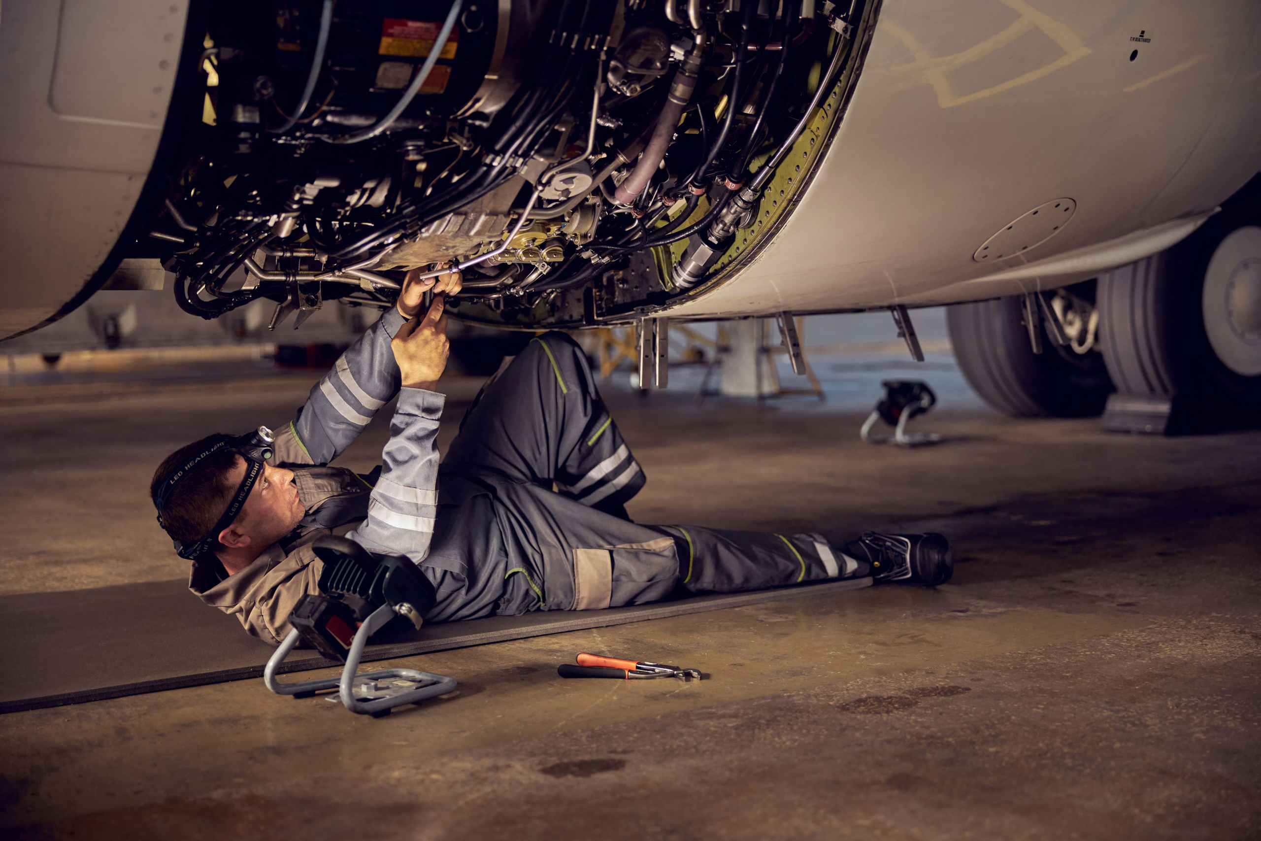 Featured image for “Aeronautical Engineering for England, HND”